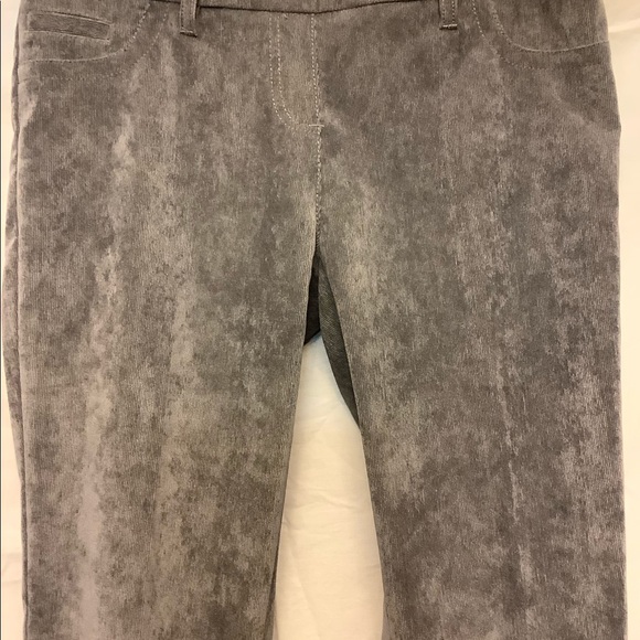 Pants - Picture 3 of 8